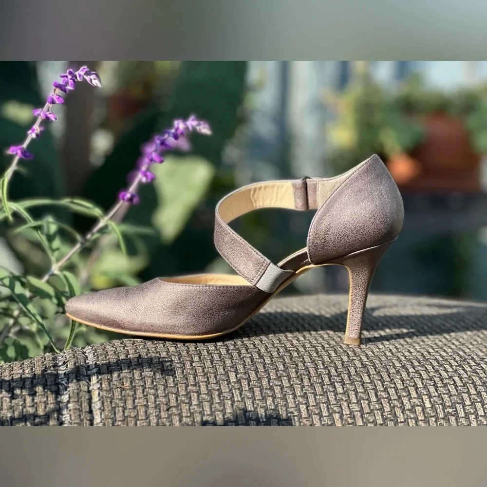 Paul Green — D’Orsay Asymmetrical Pump - Picture 4 of 6